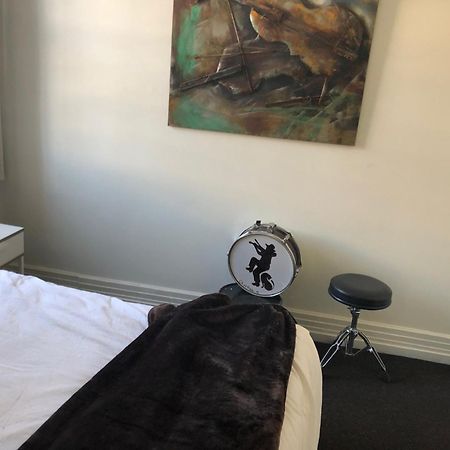 Hôtel Cat And Fiddle Balmain à Cité de Cité de Sydney Extérieur photo